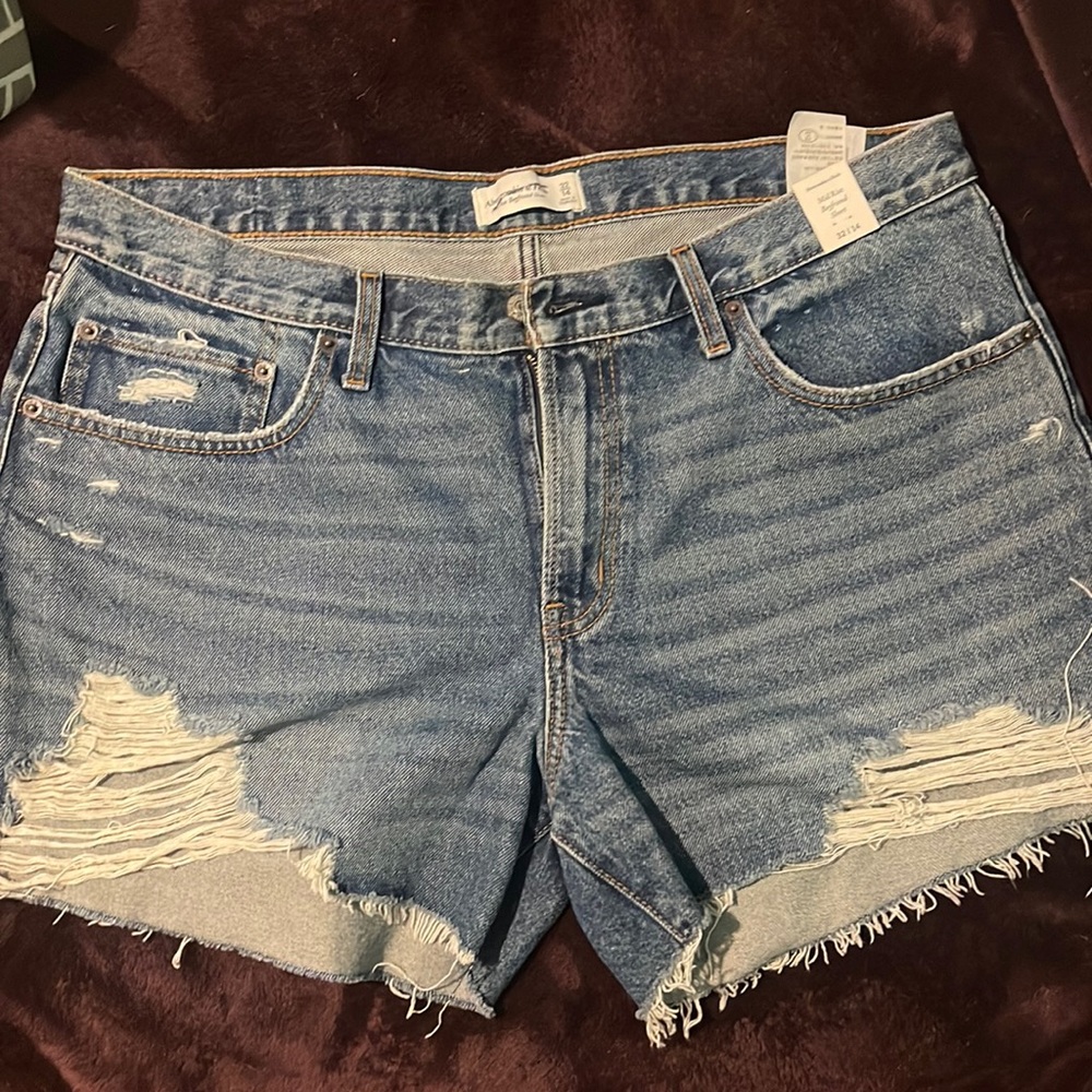 COPY - Brand new without tag Abercrombie mid rise boyfriend shirts